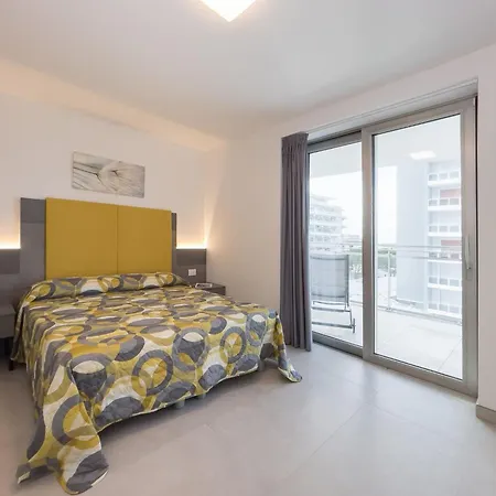 Modern Flat In Piazza Fontana アパート *