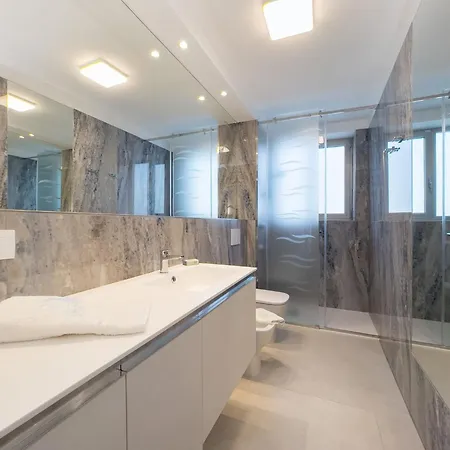 Modern Flat In Piazza Fontana アパート リニャーノ・サッビアドーロ